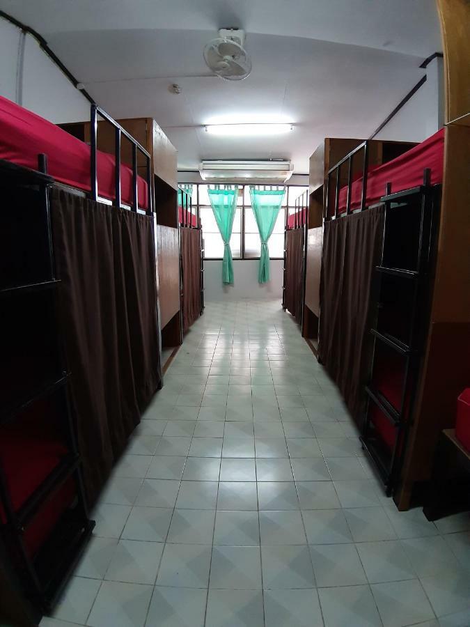 Dada Hostel Chiang Mai Exterior photo